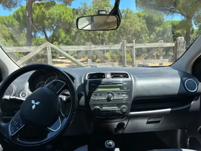 Mitsubishi Space Star 2018 - 8450 EUR, 88000 km - AUTO.MOTO.pt - 88000km - foto 6 de 12
