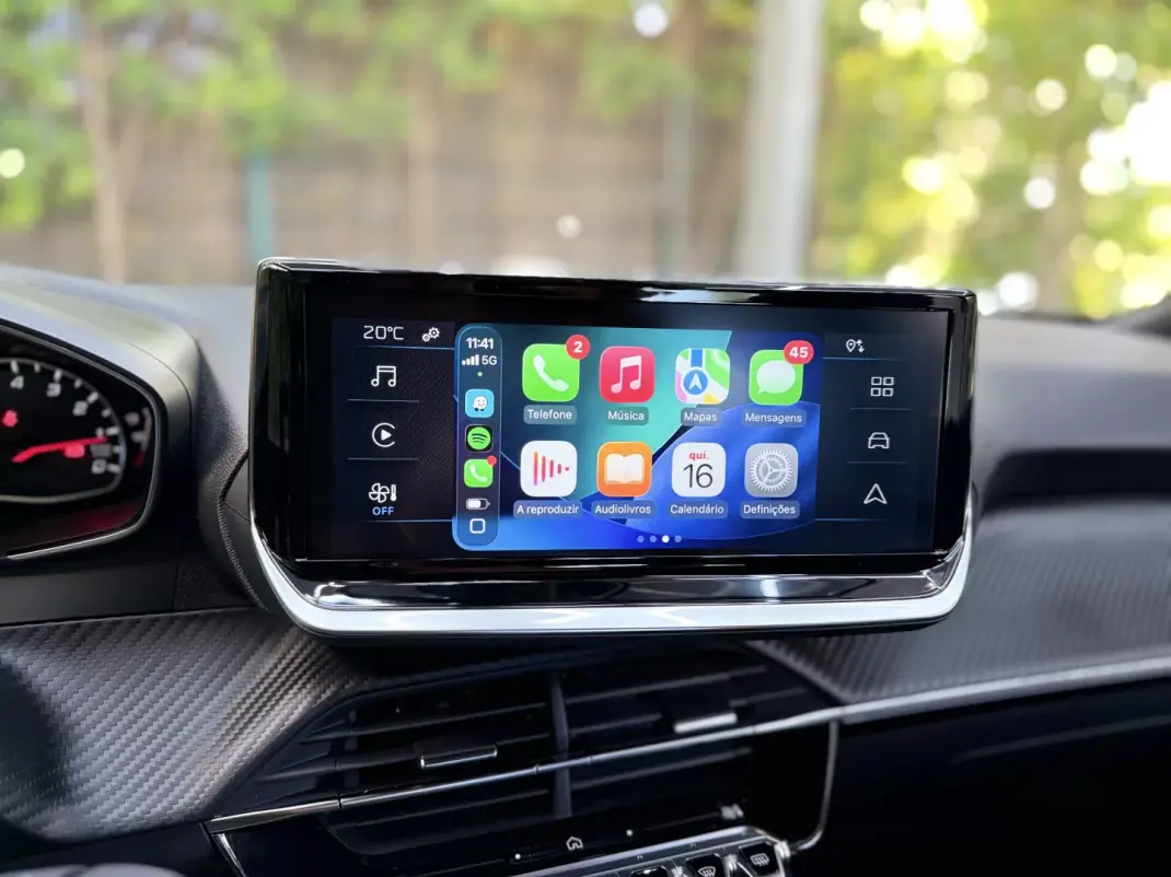 Peugeot 2008 2025 - 22500 EUR, 3357 km - AUTO.MOTO.pt - 3357km - foto 18 de 20