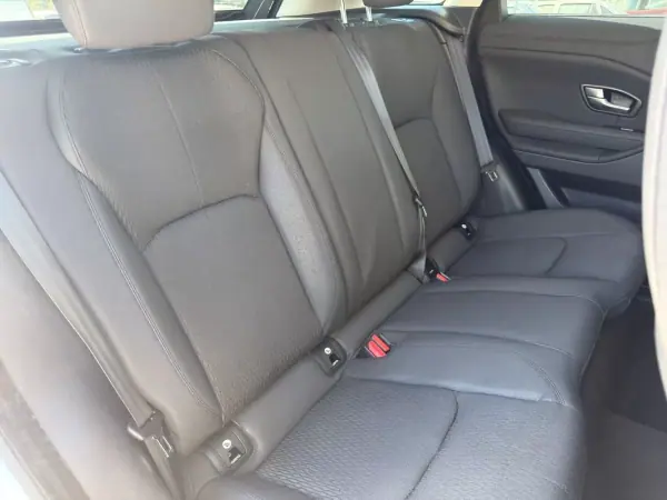 Land Rover Range Rover Evoque 2018 - 19450 EUR, 129900 km - AUTO.MOTO.pt - 129900km - foto 18 de 34