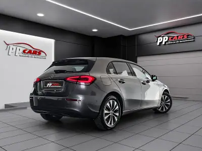 Mercedes-Benz A 250e 2021 - 26450 EUR, 94000 km - AUTO.MOTO.pt - 94000km - foto 5 de 36
