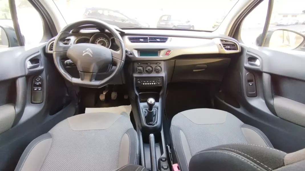 Citroën C3 2014 - 5990 EUR, 130567 km - AUTO.MOTO.pt - 130567km - foto 12 de 18