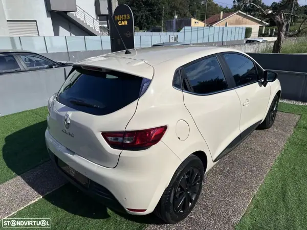 Renault Clio 2017 - 8500 EUR, 135702 km - AUTO.MOTO.pt - 135702km - foto 10 de 47