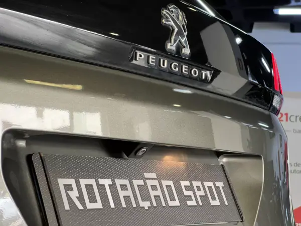 Peugeot 3008 2019 - 12990 EUR, 115000 km - AUTO.MOTO.pt - 115000km - foto 38 de 43