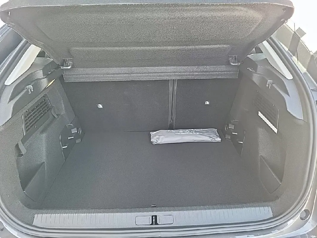 Citroën C4 2022 - 16700 EUR, 59543 km - 59543km - foto 6 de 25
