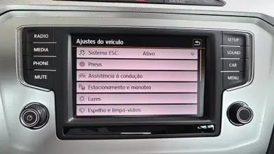 Volkswagen Passat Variant 2015 - 11490 EUR, 200121 km - AUTO.MOTO.pt - 200121km - foto 16 de 37