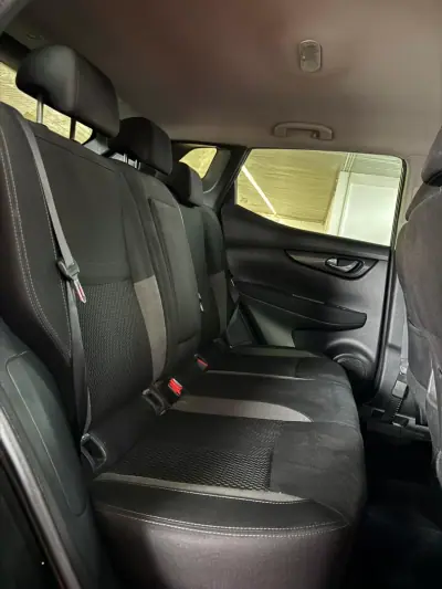 Nissan Qashqai 2018 - 14900 EUR, 136000 km - AUTO.MOTO.pt - 136000km - foto 9 de 9