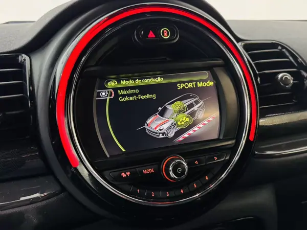 MINI Clubman 2017 - 13750 EUR, 98000 km - AUTO.MOTO.pt - 98000km - foto 39 de 60
