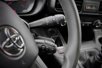 Toyota Proace City 1.5D L1 Comfort IVA DEDUTÍVEL 2022 - 14400 EUR, 159000 km - AUTO.MOTO.pt - 159000km - foto 18 de 26