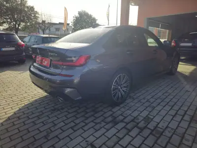 BMW 330e 2021 - 32500 EUR, 101910 km - AUTO.MOTO.pt - 101910km - foto 4 de 12