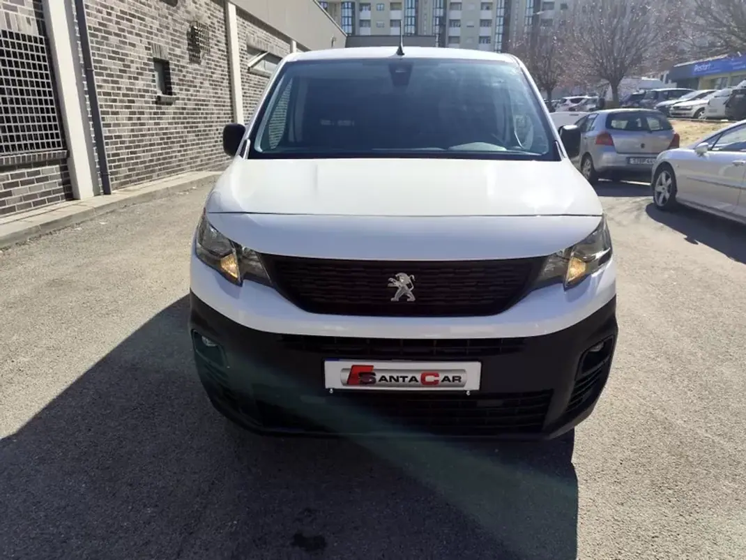 Peugeot Partner 1.6 HDI , 3 Lug. , Iva Dedutivel 2019 - 11980 EUR, 190000 km - AUTO.MOTO.pt - 190000km - foto 7 de 22
