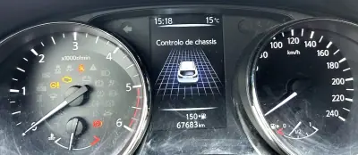 Nissan Qashqai 2017 - 17750 EUR, 67800 km - AUTO.MOTO.pt - 67800km - foto 12 de 17