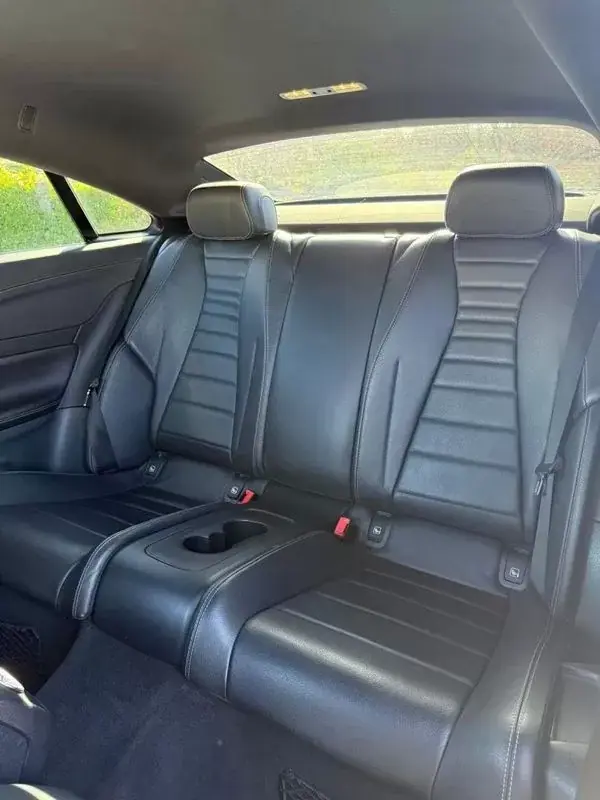 Mercedes-Benz E 220 2017 - 29990 EUR, 215000 km - AUTO.MOTO.pt - 215000km - foto 18 de 34