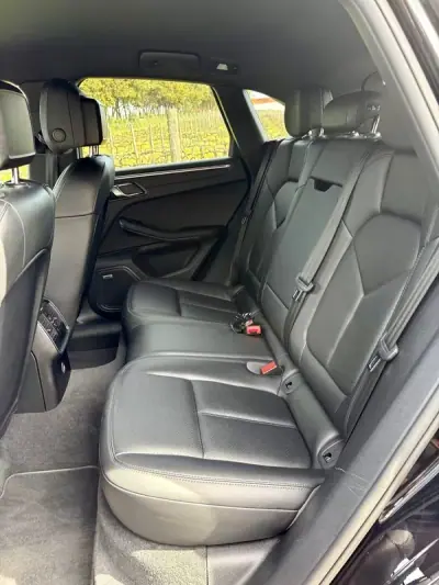 Porsche Macan 2018 - 44900 EUR, 109467 km - AUTO.MOTO.pt - 109467km - foto 14 de 27