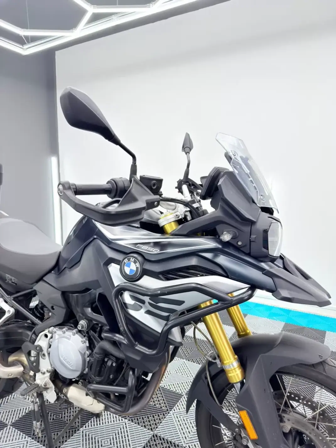 BMW F 850 GS 2018 - 9250 EUR, 17500 km - 17500km - foto 7 de 18