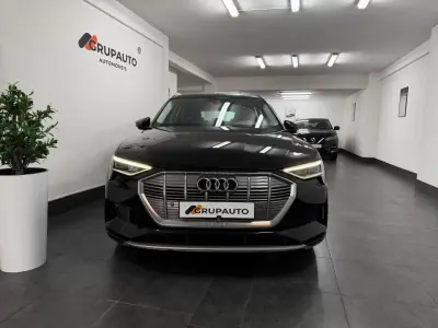 Audi e-tron 2019 - 27990 EUR, 113000 km - AUTO.MOTO.pt - 113000km - foto 2 de 35