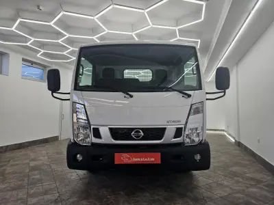 Nissan Cabstar 2017 — foto 4 de 37