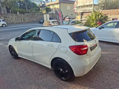 Mercedes-Benz A 200 2014 - 15900 EUR, 212000 km - 212000km - foto 11 de 32