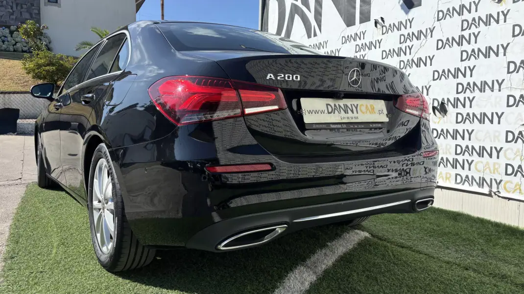 Mercedes-Benz A 200 Limousine 2019 - 22990 EUR, 115000 km - 115000km - foto 4 de 14