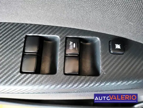 Mitsubishi Space Star 2023 - 14750 EUR, 17503 km - AUTO.MOTO.pt - 17503km - foto 14 de 38