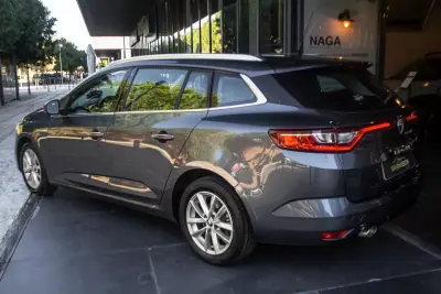 Renault Mégane Sport Tourer 2017 — foto 3 de 36