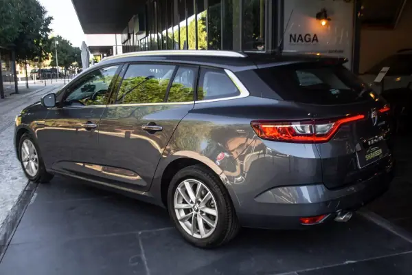 Renault Mégane Sport Tourer 2017 — foto 3 de 36