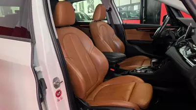 BMW 216 Active Tourer 2017 - 16990 EUR, 118407 km - AUTO.MOTO.pt - 118407km - foto 61 de 72