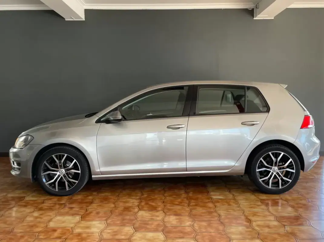Volkswagen Golf 2014 - 14900 EUR, 163243 km - AUTO.MOTO.pt - 163243km - foto 2 de 22