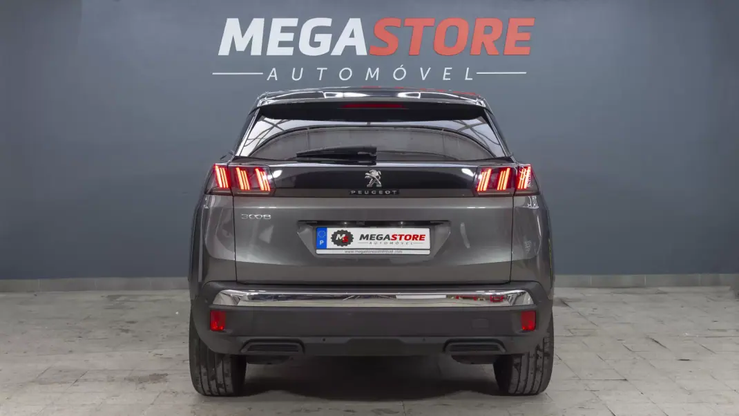 Peugeot 3008 2022 - 21750 EUR, 58000 km - AUTO.MOTO.pt - 58000km - foto 6 de 35