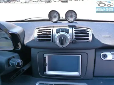 Smart ForTwo Coupé 2013 - 6850 EUR, 151000 km - AUTO.MOTO.pt - 151000km - foto 15 de 20