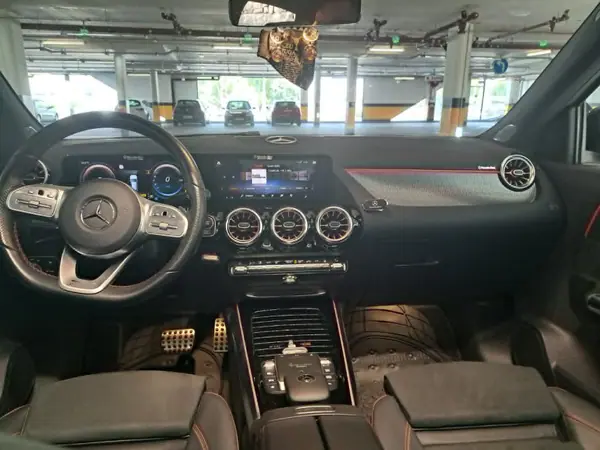 Mercedes-Benz EQA 2021 - 29900 EUR, 38137 km - 38137km - foto 9 de 15
