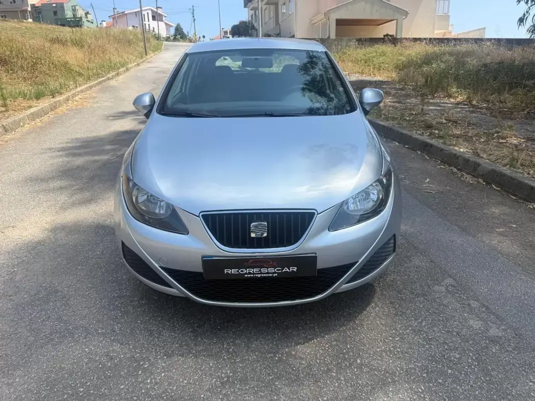 SEAT Ibiza 2011 - 6450 EUR, 199000 km - 199000km - foto 2 de 25