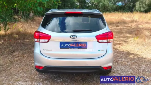 Kia Carens 2016 - 12950 EUR, 131881 km - AUTO.MOTO.pt - 131881km - foto 5 de 35
