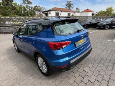 SEAT Arona 2022 - 16900 EUR, 82155 km - AUTO.MOTO.pt - 82155km - foto 8 de 11