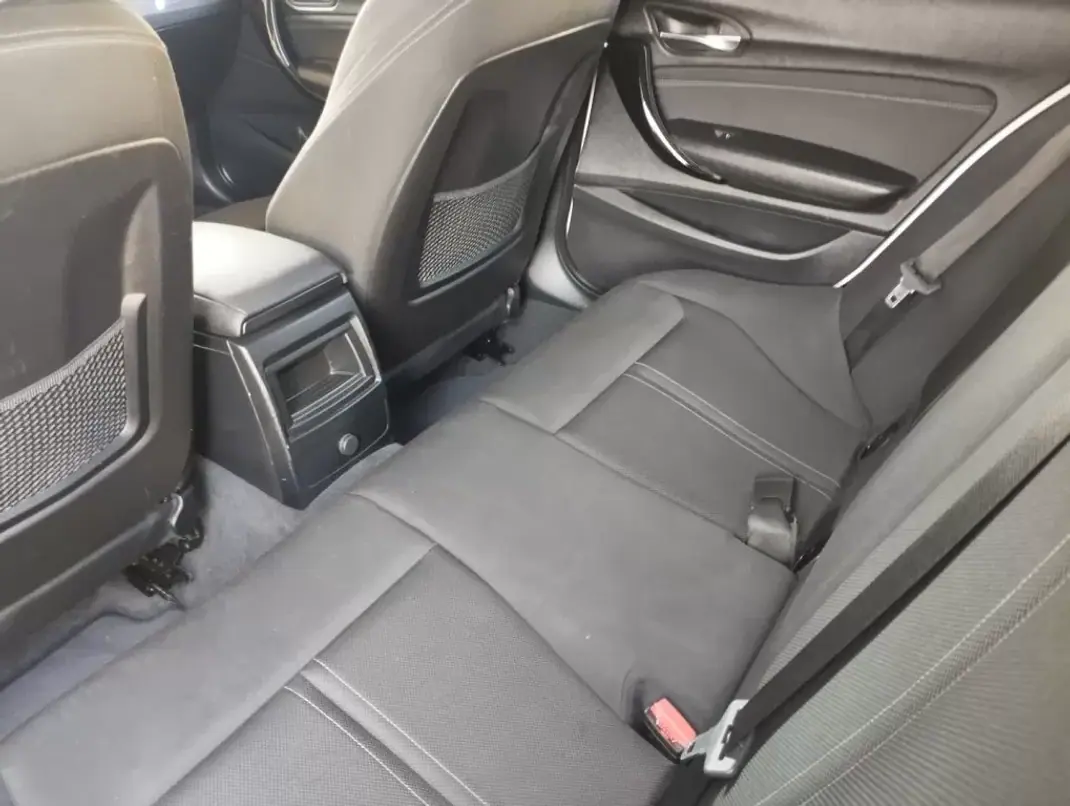 BMW 116 2018 - 16990 EUR, 136000 km - AUTO.MOTO.pt - 136000km - foto 15 de 19