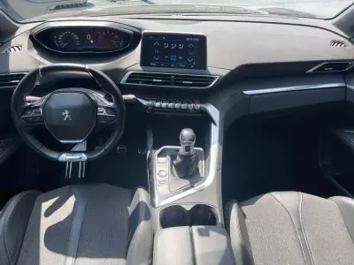 Peugeot 3008 2018 - 14500 EUR, 123000 km - AUTO.MOTO.pt - 123000km - foto 7 de 16