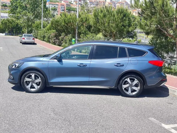 Ford Focus SW 2019 - 12980 EUR, 149000 km - AUTO.MOTO.pt - 149000km - foto 11 de 44