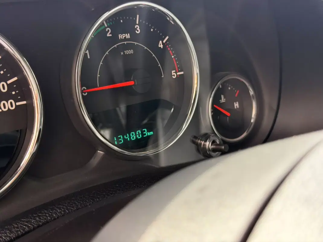 Jeep Wrangler Unlimited 2016 - 48000 EUR, 158000 km - 158000km - foto 14 de 14