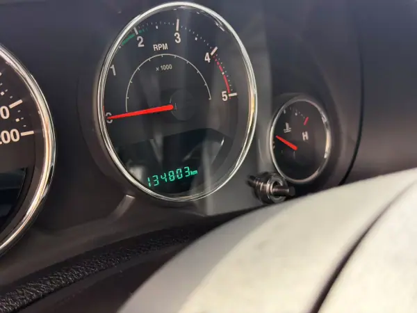 Jeep Wrangler Unlimited 2016 - 48000 EUR, 158000 km - AUTO.MOTO.pt - 158000km - foto 14 de 14
