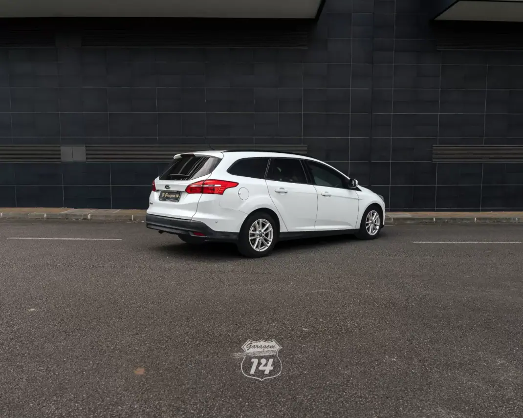Ford Focus SW 2018 - 11990 EUR, 127080 km - 127080km - foto 19 de 48