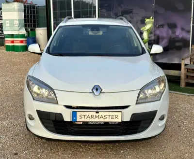 Renault Mégane 2009 - 5250 EUR, 266113 km - AUTO.MOTO.pt - 266113km - foto 2 de 18