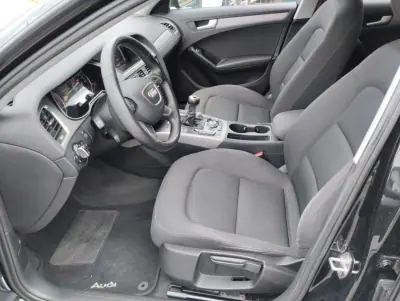 Audi A4 Avant 2014 - 15250 EUR, 170000 km - AUTO.MOTO.pt - 170000km - foto 16 de 25