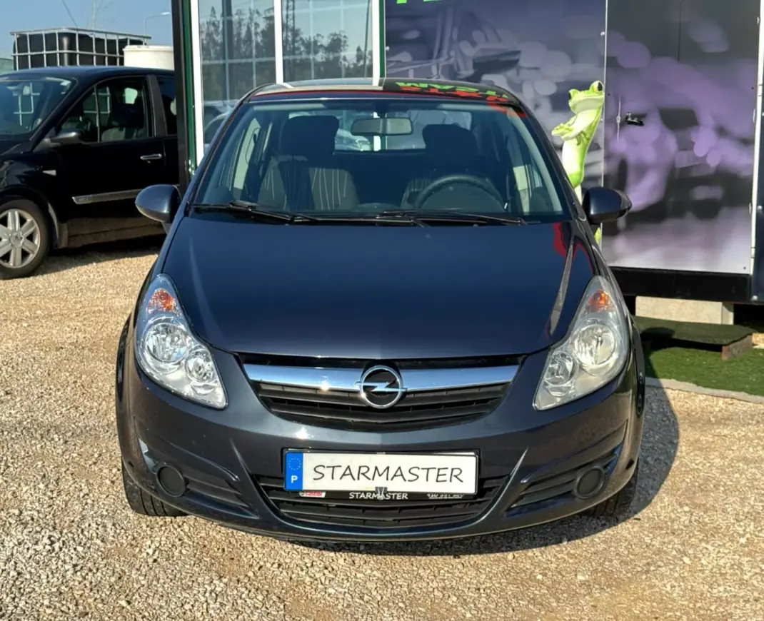 Opel Corsa 2010 - 4980 EUR, 103125 km - AUTO.MOTO.pt - 103125km - foto 2 de 17