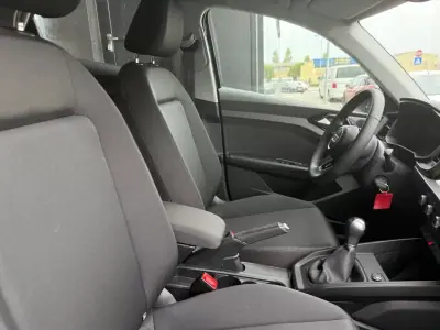Audi A1 Sportback 2025 - 26750 EUR, 956 km - AUTO.MOTO.pt - 956km - foto 34 de 37