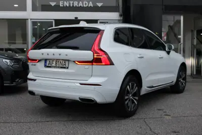 Volvo XC 60 2021 - 31900 EUR, 121360 km - AUTO.MOTO.pt - 121360km - foto 4 de 22