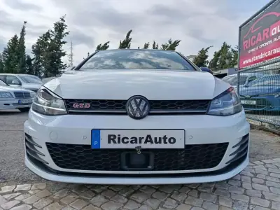Volkswagen Golf 2014 - 17500 EUR, 162848 km - AUTO.MOTO.pt - 162848km - foto 22 de 57