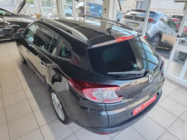 Renault Mégane 2009 - 4500 EUR, 232000 km - 232000km - foto 8 de 36