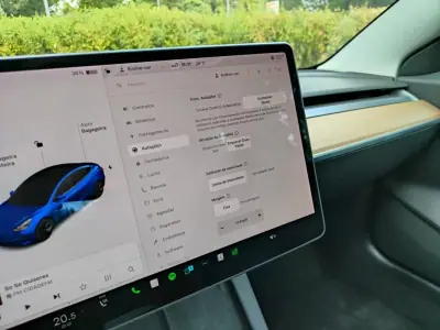 Tesla Model 3 2021 - 25990 EUR, 100000 km - AUTO.MOTO.pt - 100000km - foto 42 de 46