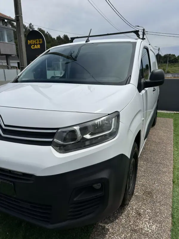 Citroën Berlingo 1.5 Hdi 2019 - 9900 EUR, 180000 km - AUTO.MOTO.pt - 180000km - foto 7 de 43