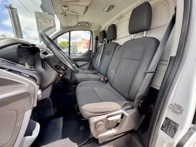 Ford TRANSIT CUSTOM 2.0 L2 H2 2.0 130 CV 2021 - 16500 EUR, 152000 km - AUTO.MOTO.pt - 152000km - foto 15 de 18