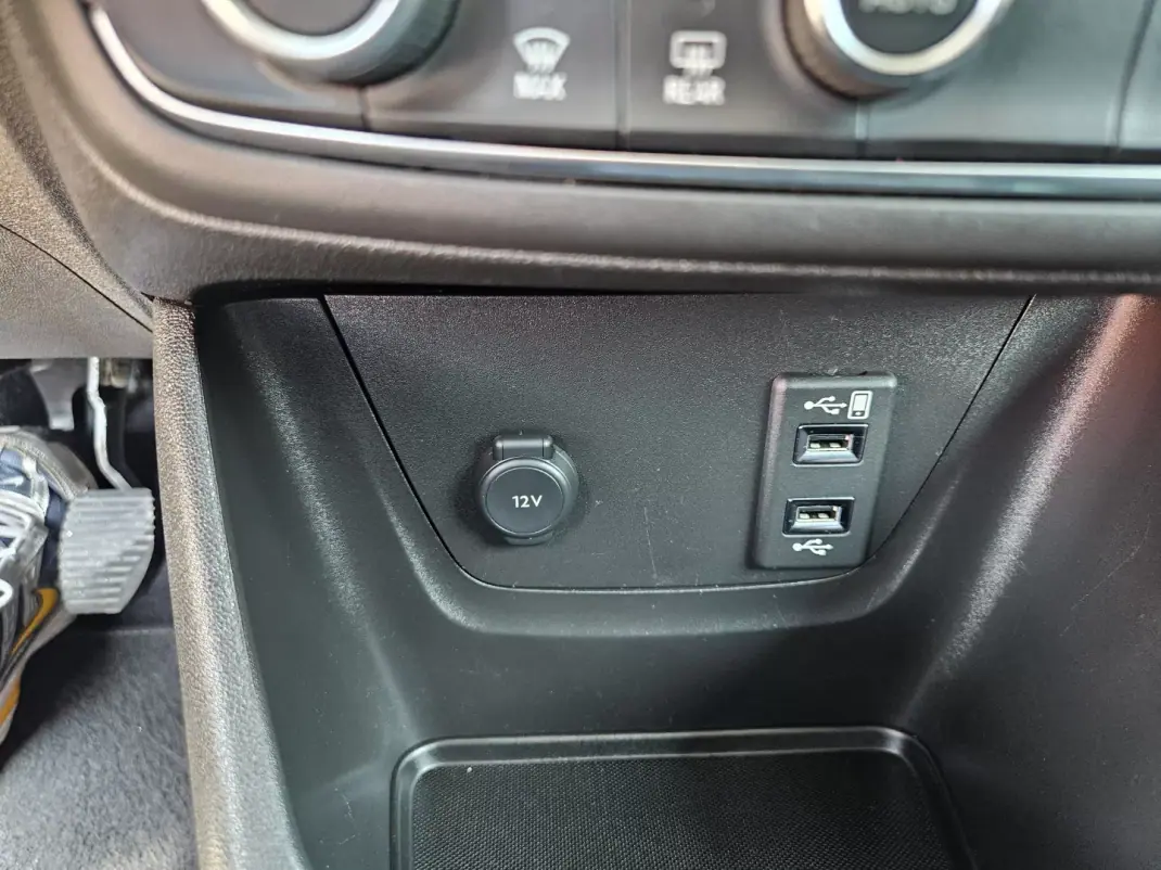 Opel Crossland X 2018 - 12800 EUR, 112200 km - 112200km - foto 38 de 45